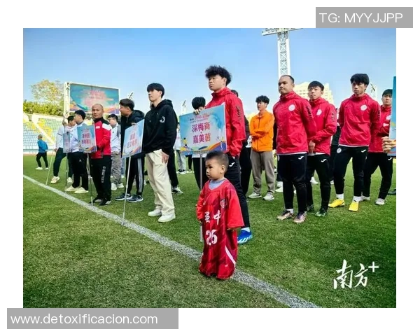 模仿足球明星出场仪式的创意活动与精彩瞬间分享 模仿足球明星出场仪式的创意活动与精彩瞬间分享