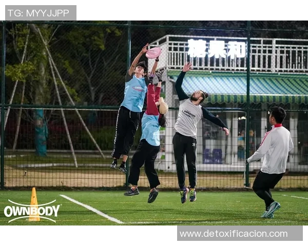 滑板精英赛点评：杭州飞盘队的团队协作表现